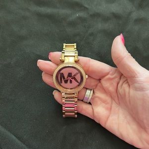 Michael Kors Rose Gold Watch Women’s